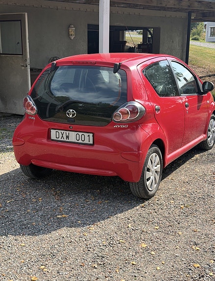 Toyota Aygo 3 of 4
