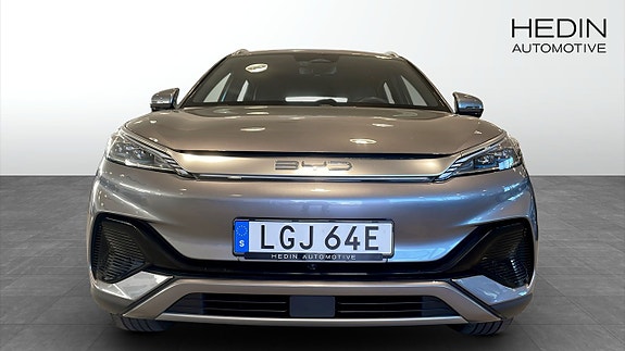 BYD Atto 3 2 of 12