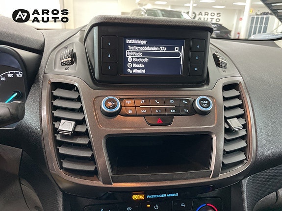 Ford Transit Connect 12 of 14