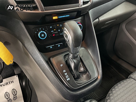 Ford Transit Connect 13 of 14