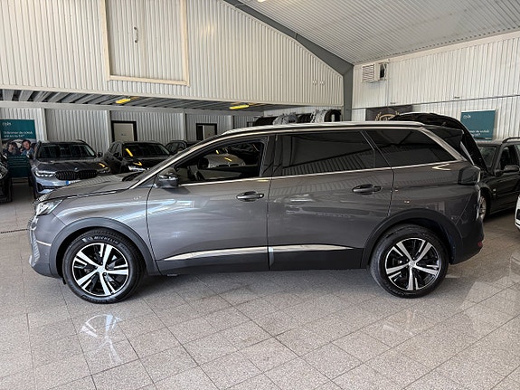 Peugeot 5008 2 of 20