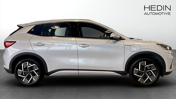 BYD Atto 3 4 of 12