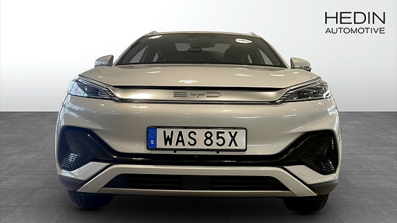 BYD Atto 3 2 of 12