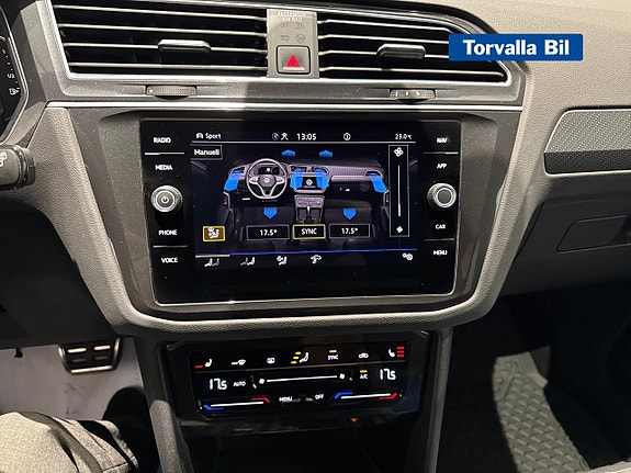 Volkswagen Tiguan 13 of 16