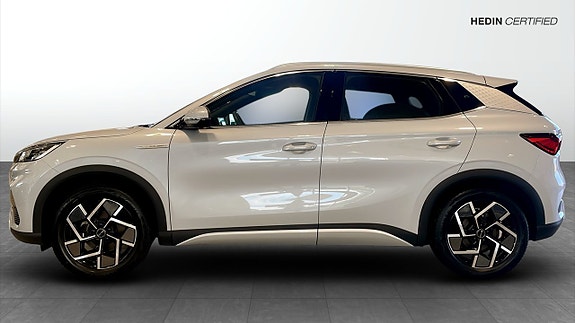 BYD Atto 3 4 of 12