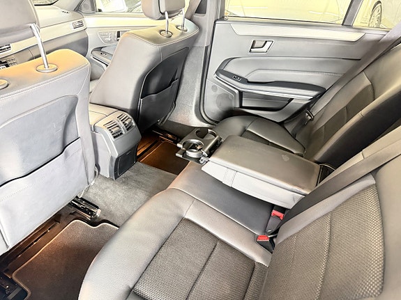 Mercedes-Benz E350 16 of 30
