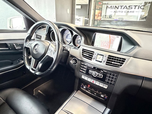 Mercedes-Benz E350 20 of 30