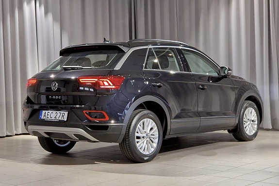 Volkswagen T-Roc 4 of 13