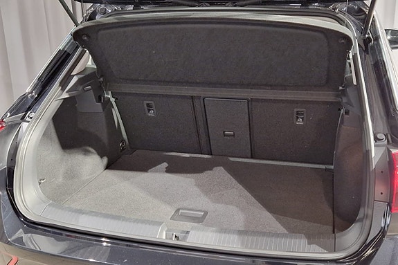 Volkswagen T-Roc 5 of 13