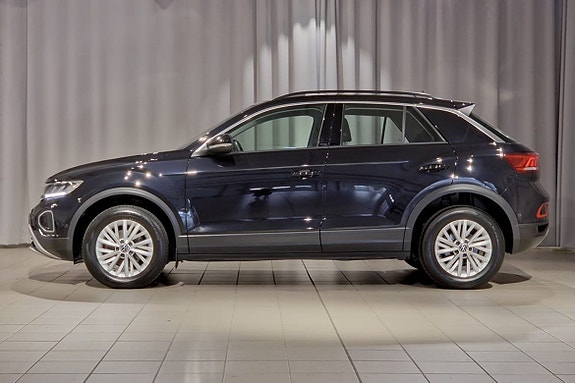 Volkswagen T-Roc 2 of 13