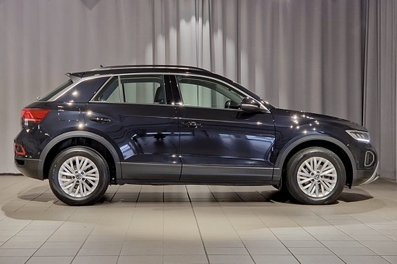 Volkswagen T-Roc 3 of 13