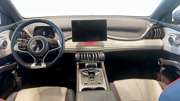 BYD Atto 3 7 of 12