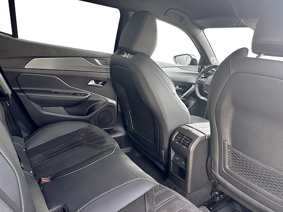 Peugeot 408 14 of 17