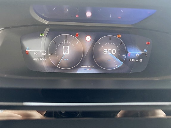 Peugeot 408 8 of 17