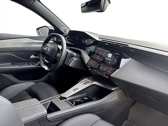 Peugeot 408 13 of 17