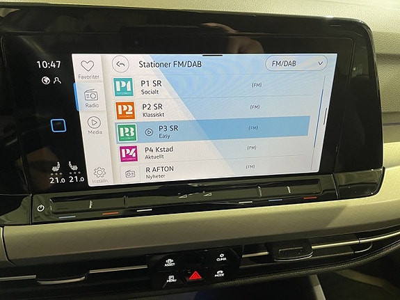 Volkswagen Golf Alltrack 18 of 22