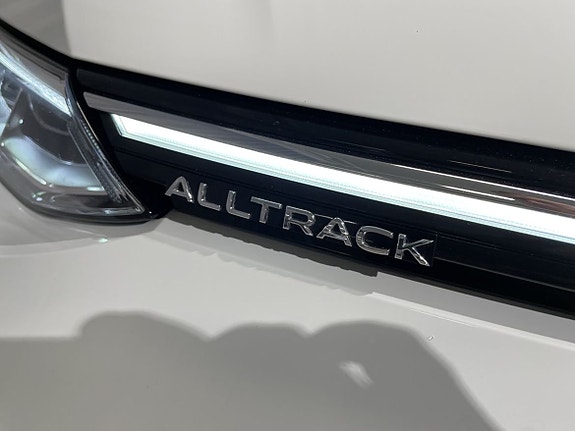 Volkswagen Golf Alltrack 9 of 22
