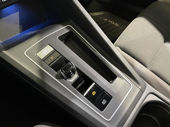Volkswagen Golf Alltrack 20 of 22