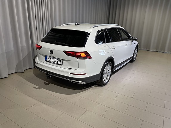 Volkswagen Golf Alltrack 5 of 22