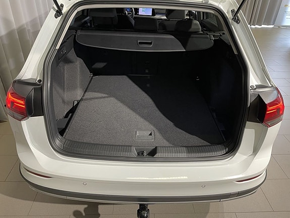 Volkswagen Golf Alltrack 7 of 22