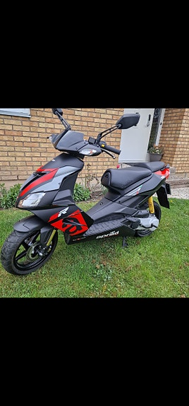 Aprilia SR50 3 of 3