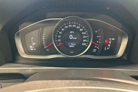Volvo V60 16 of 27