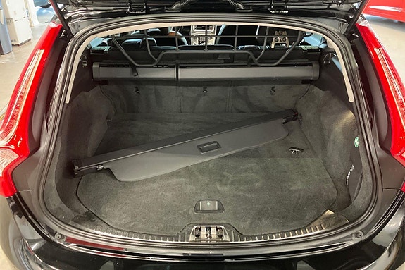 Volvo V60 20 of 27