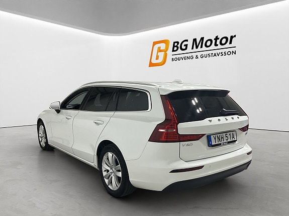 Volvo V60 6 of 16