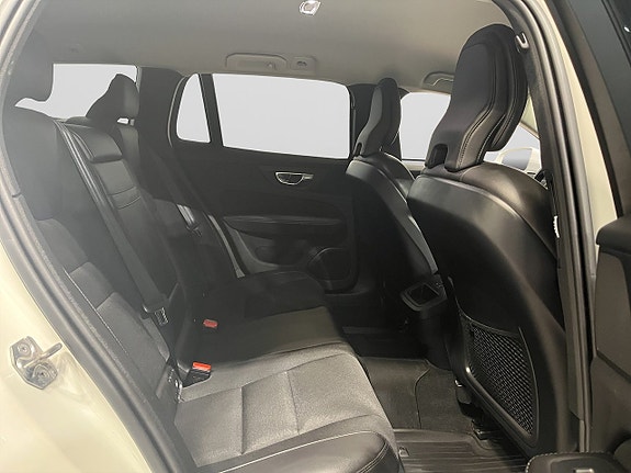 Volvo V60 9 of 16