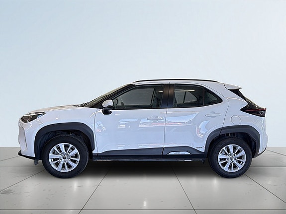 Toyota Yaris Cross 4 of 19