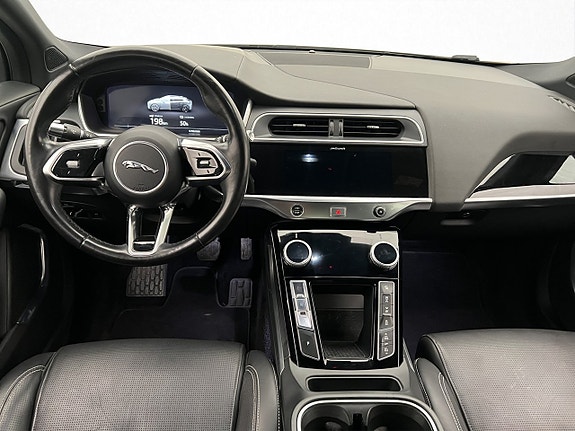 Jaguar I-PACE 14 of 30