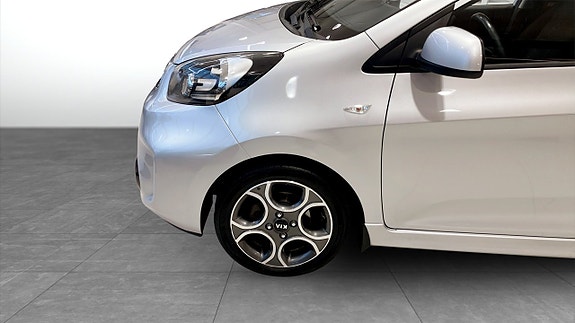 Kia Picanto 9 of 9