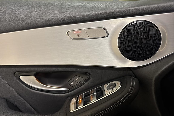 Mercedes-Benz GLC300 e 20 of 26