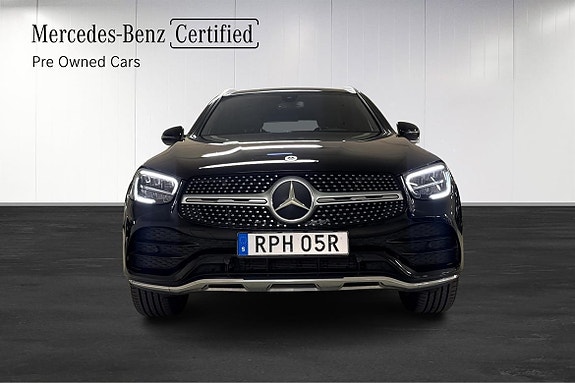 Mercedes-Benz GLC300 e 2 of 26