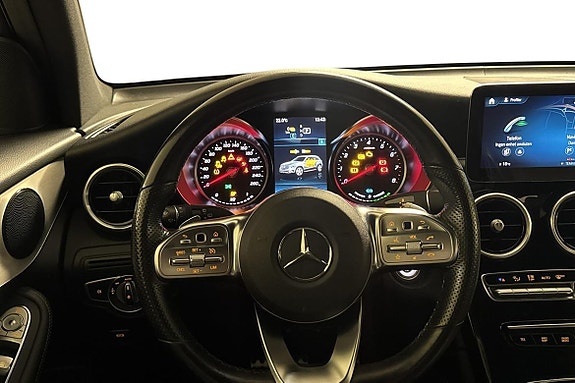 Mercedes-Benz GLC300 e 9 of 26