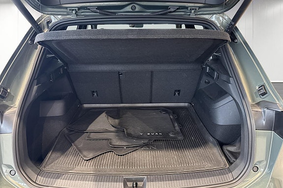 Volkswagen Tiguan 14 of 21