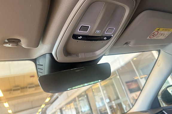 Volvo V60 24 of 30