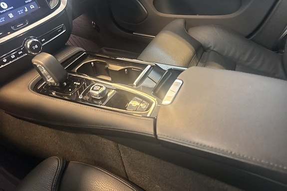 Volvo V60 20 of 30