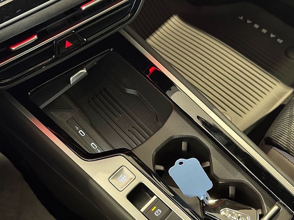 Volkswagen Passat 26 of 27