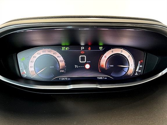 Peugeot 3008 8 of 15