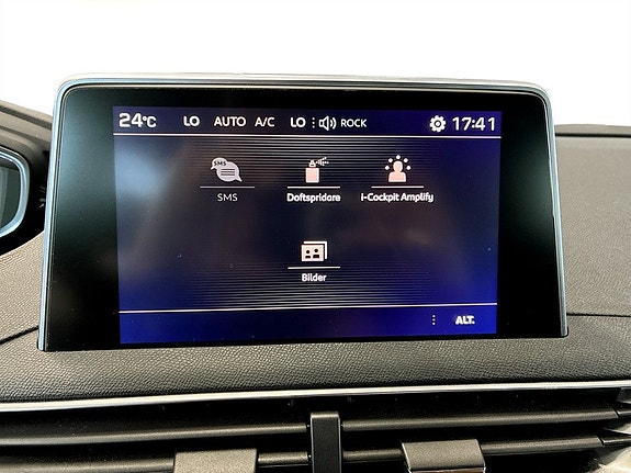 Peugeot 3008 9 of 15