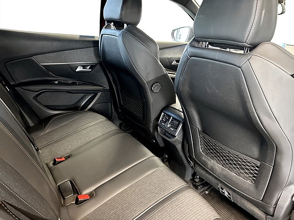 Peugeot 3008 12 of 15