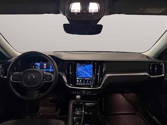 Volvo V60 13 of 25