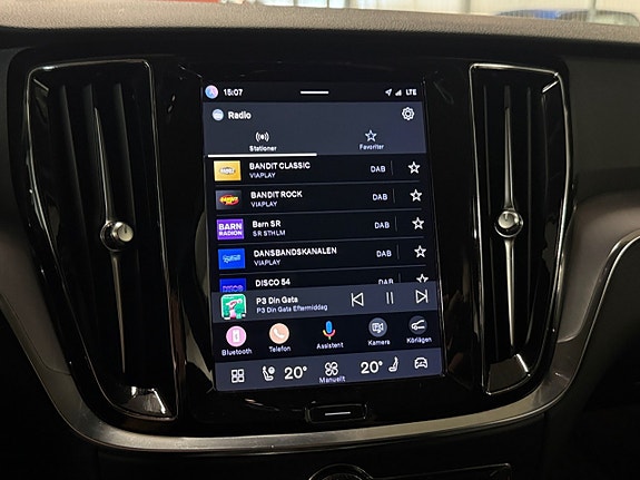 Volvo V60 19 of 25