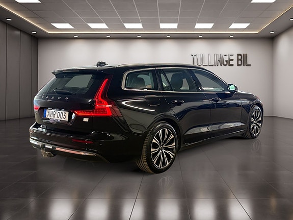 Volvo V60 5 of 25