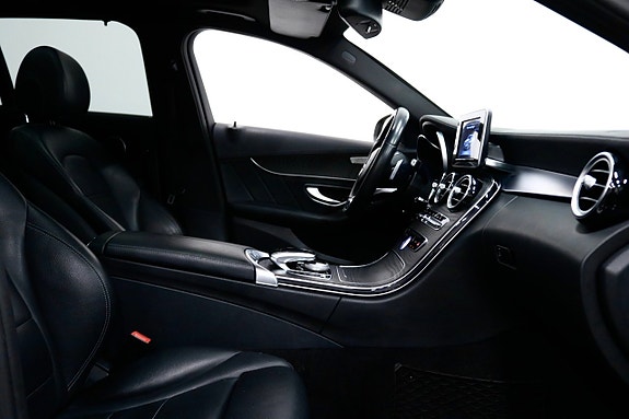 Mercedes-Benz C220 8 of 28