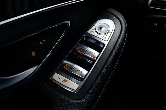Mercedes-Benz C220 27 of 28