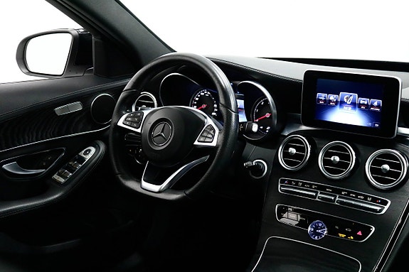 Mercedes-Benz C220 12 of 28
