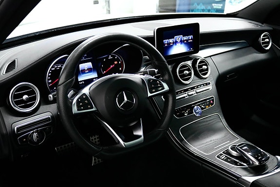 Mercedes-Benz C220 13 of 28