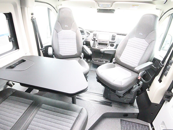 Adria Twin 640SLB "fullutrustad i nyskick" 6 of 13